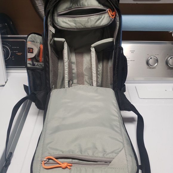 Lowepro Flipside 300 Camera bag - Picture 2 of 10